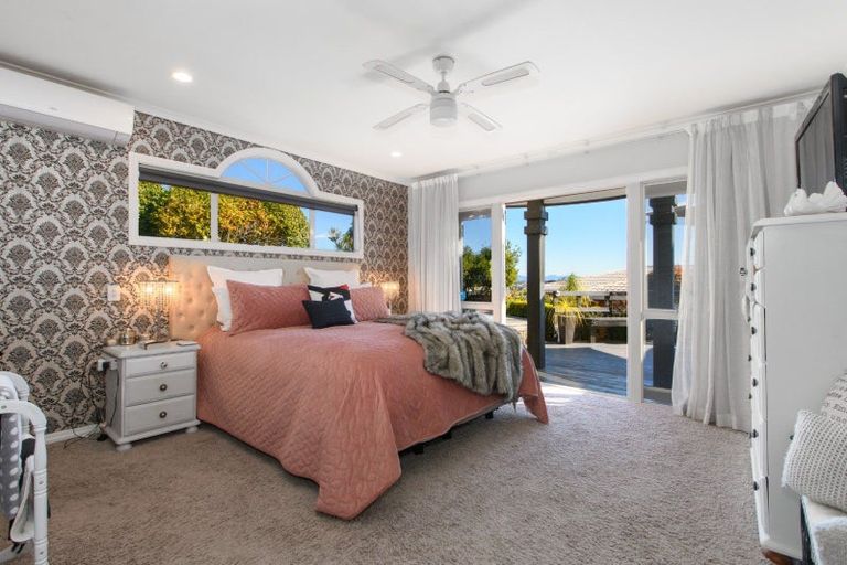 Photo of property in 5 Downing Place, Welcome Bay, Tauranga, 3112