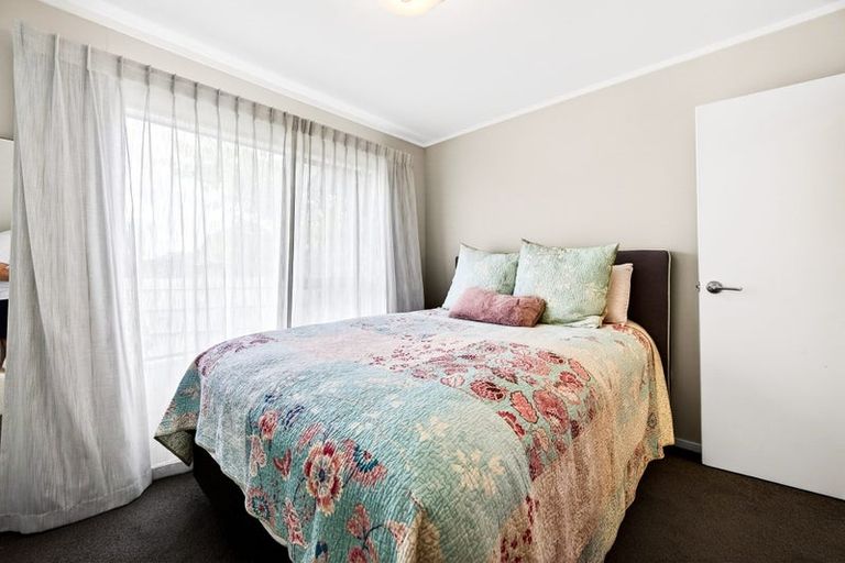Photo of property in 15 Harvest Drive, Henderson, Auckland, 0612