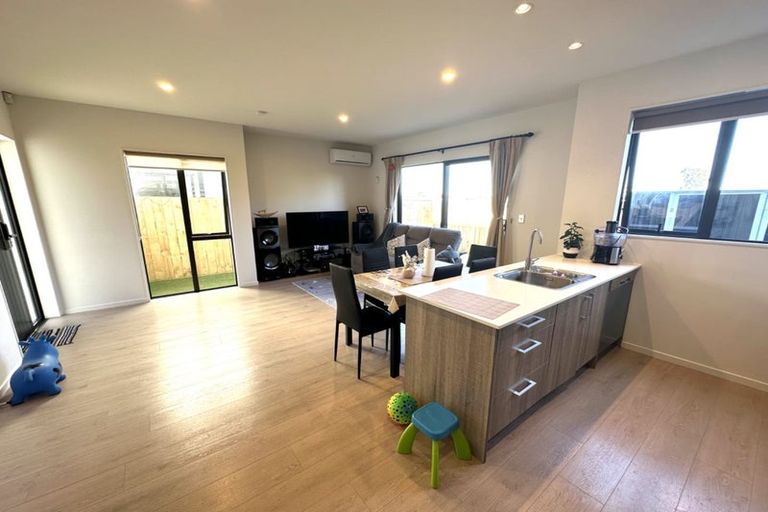 Photo of property in 67 John Gray Street, Papakura, 2110