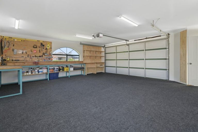 Photo of property in 54 Mahonia Place, Pyes Pa, Tauranga, 3112