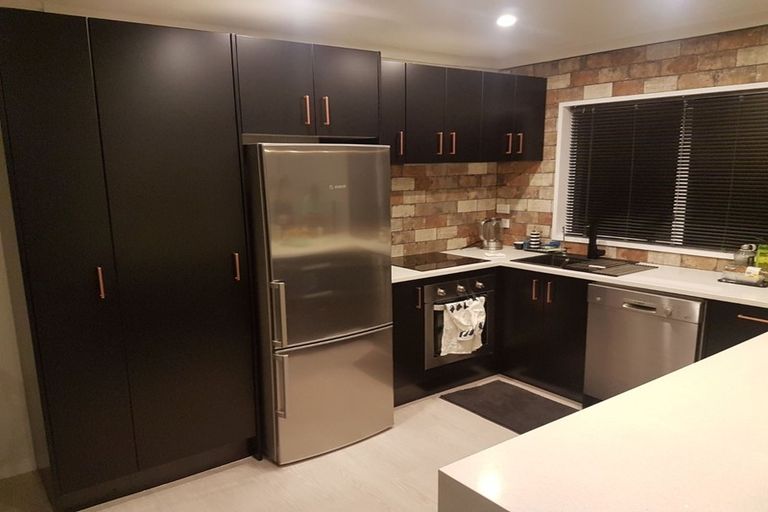 Photo of property in 7 Greenwood Lane, Birkenhead, Auckland, 0626