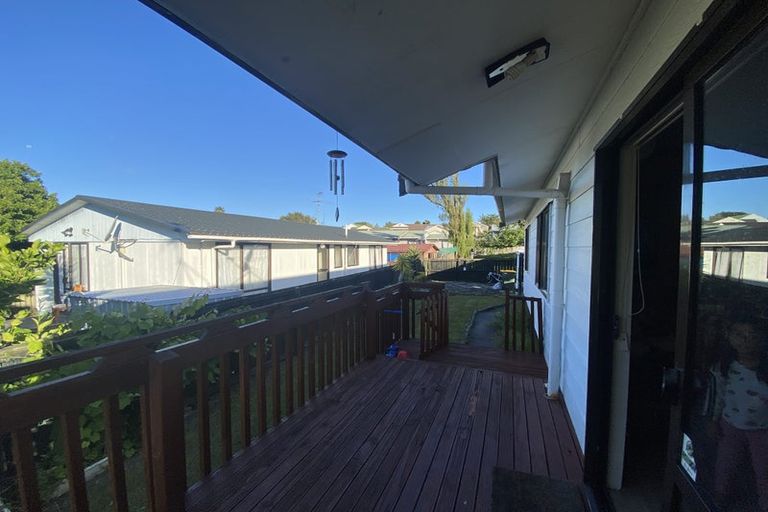Photo of property in 1/42 Starforth Place, Henderson, Auckland, 0612