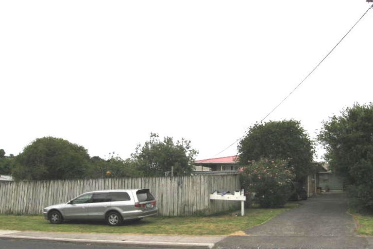 Photo of property in 2/83 Salisbury Road, Birkdale, Auckland, 0626