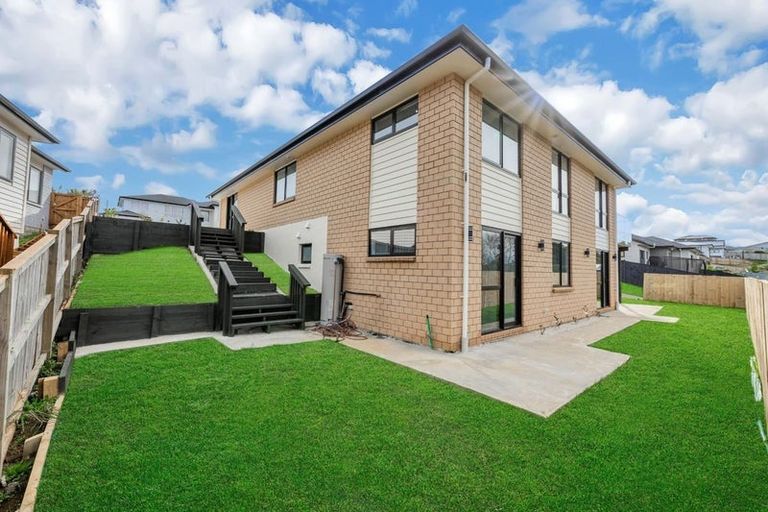 Photo of property in 14 Thomason Crescent, Pokeno, 2402