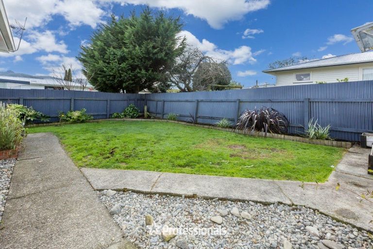 Photo of property in 3/31 Hillside Drive, Maoribank, Upper Hutt, 5018