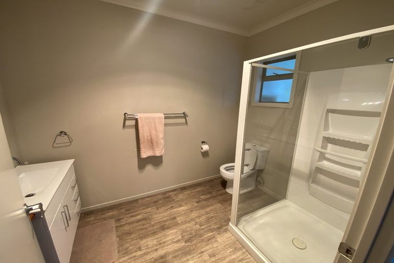 Photo of property in 122 Upper Waiwera Road, Puhoi, Silverdale, 0994