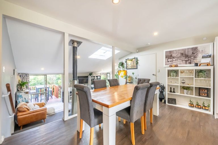 Photo of property in 10 Seymour Grove, Kingsley Heights, Upper Hutt, 5018