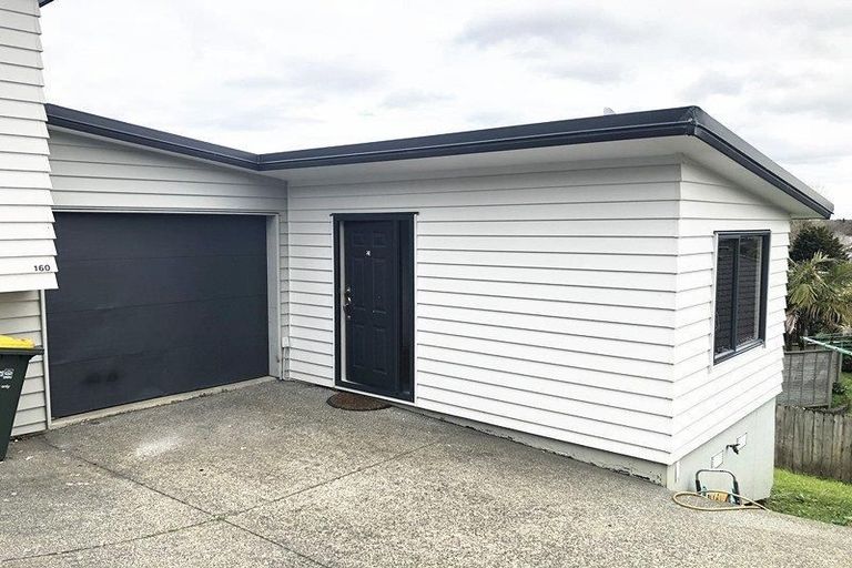 Photo of property in 160 Keri Vista Rise, Papakura, 2110
