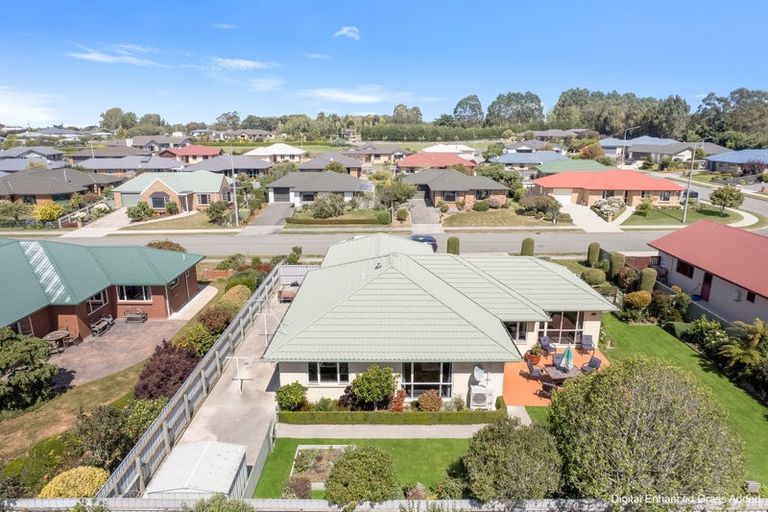Photo of property in 16 Hannah Place, Holmes Hill, Oamaru, 9401