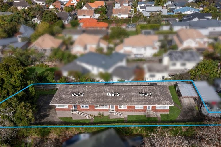 Photo of property in 18a Eversleigh Road, Belmont, Auckland, 0622
