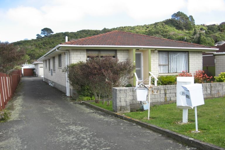 Photo of property in 37b Parkvale Road, Karori, Wellington, 6012