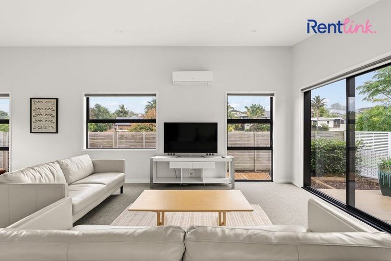 Photo of property in 8 Sharman Place, Pyes Pa, Tauranga, 3112