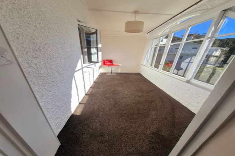 Photo of property in 7 Crawford Road, Kilbirnie, Wellington, 6022