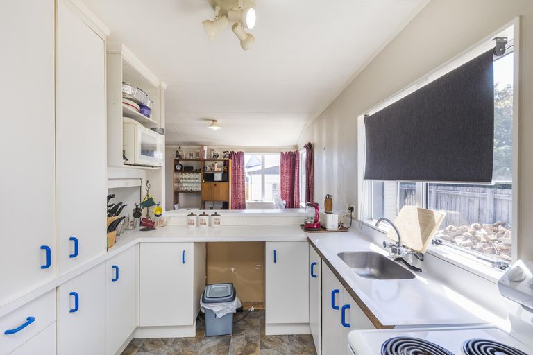 Photo of property in 8 Mercury Street, Milson, Palmerston North, 4414