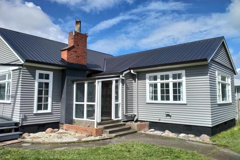 Photo of property in 1006 Tremaine Avenue, Roslyn, Palmerston North, 4414