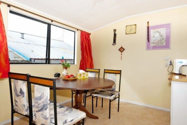 Photo of property in 5 Silkwood Lane, Melville, Hamilton, 3206