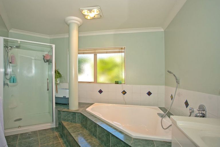 Photo of property in 18 Hadleigh Place, Bethlehem, Tauranga, 3110