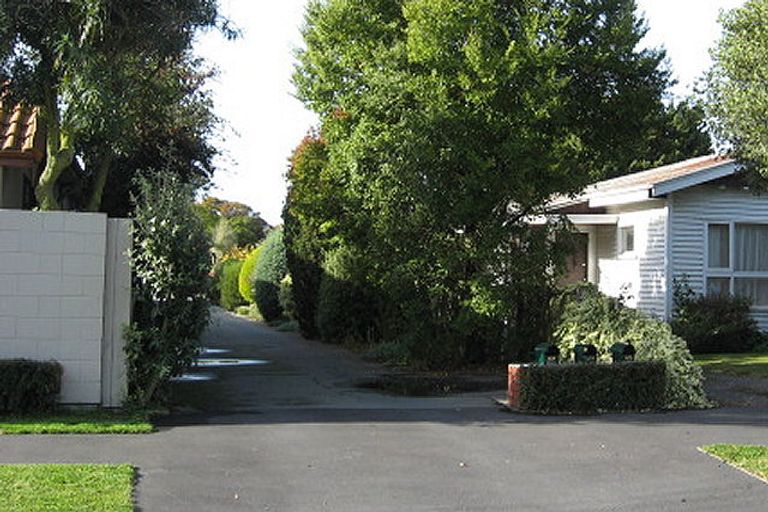 Photo of property in 28c Hamilton Avenue, Ilam, Christchurch, 8041
