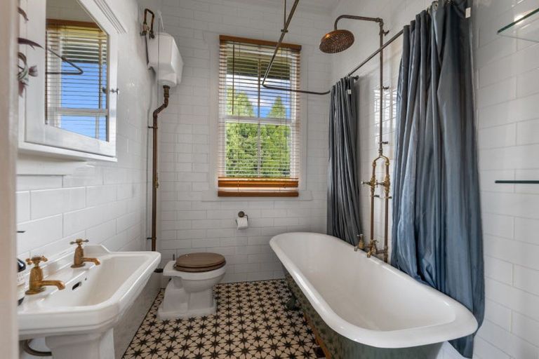 Photo of property in 12 Mclaren Falls Road, Lower Kaimai, Tauranga, 3171