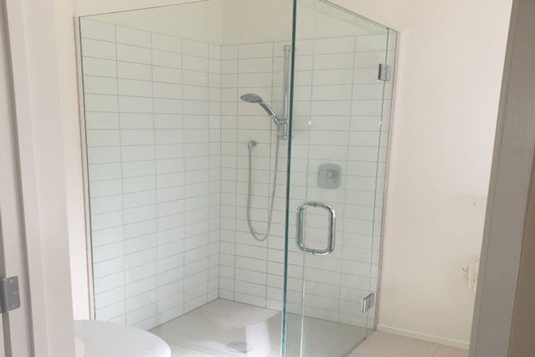 Photo of property in 4a Hamilton Place, Pukekohe, 2120