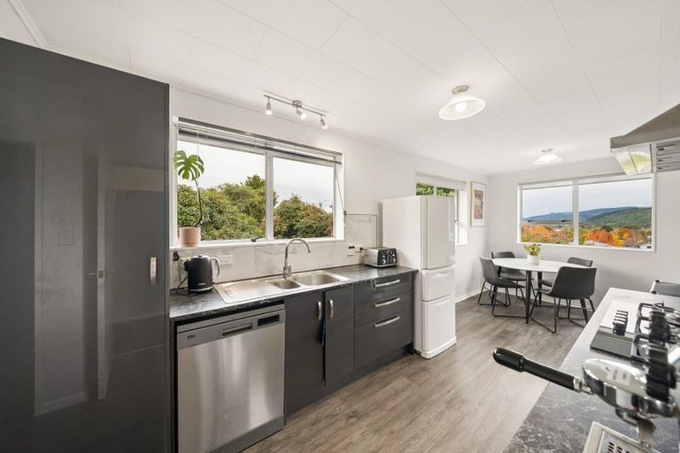 Photo of property in 2/13 Roband Crescent, Brown Owl, Upper Hutt, 5018