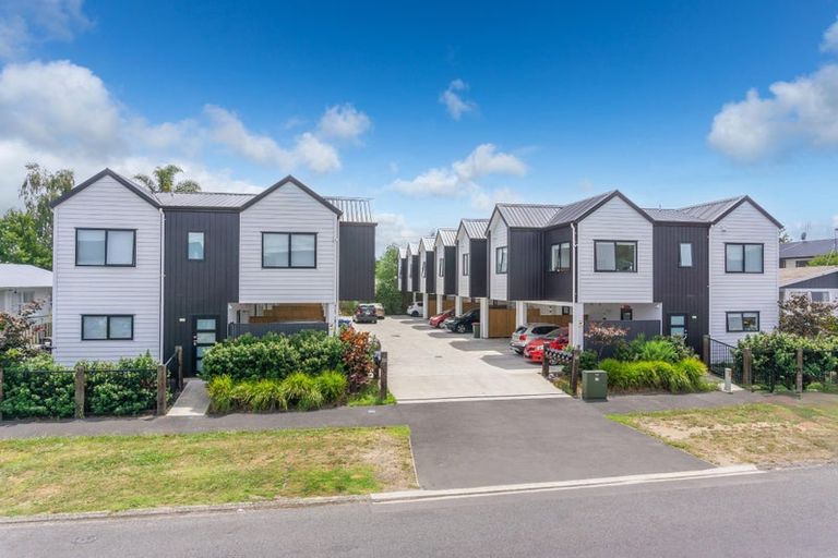 Photo of property in 10/56u May Street, Hamilton East, Hamilton, 3216