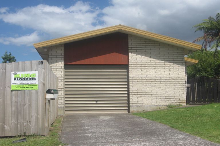 Photo of property in 11 Raymond Avenue, Te Puke, 3119