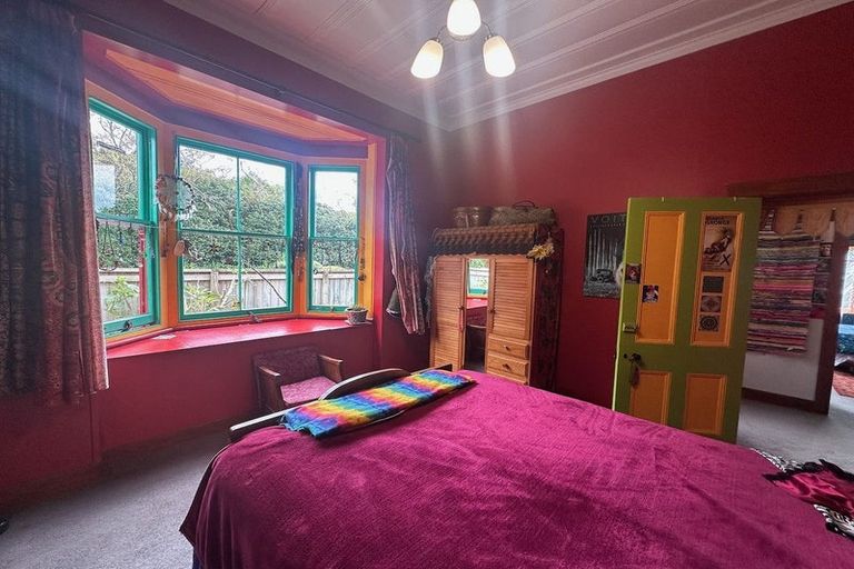 Photo of property in 5 Whitaker Street, Waitara, 4320