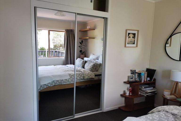 Photo of property in 85e Stottholm Road, Titirangi, Auckland, 0604