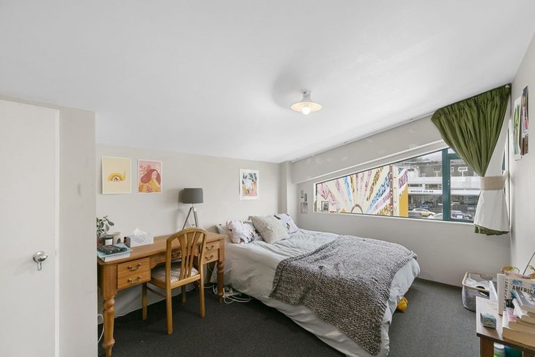 Photo of property in 5u7 Hopper Street, Mount Cook, Wellington, 6011