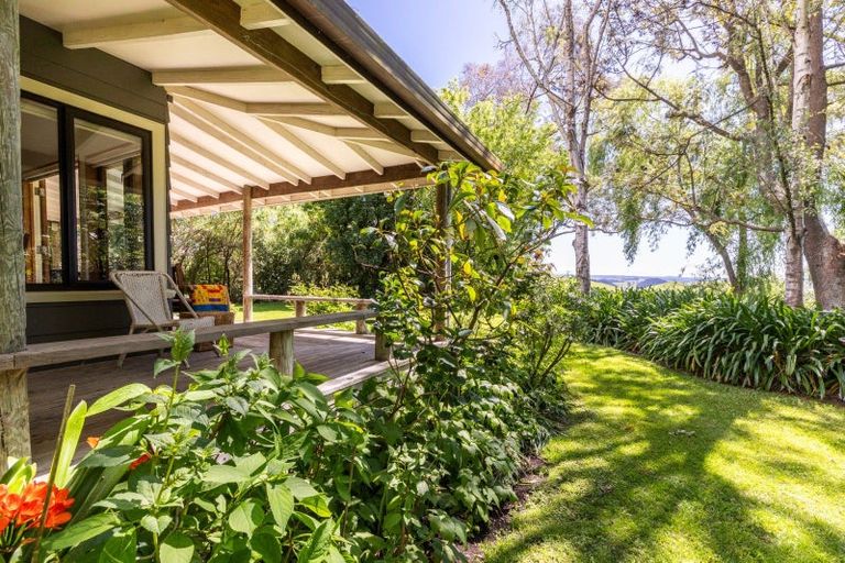 Photo of property in 40 Longview Road, Poraiti, Napier, 4182