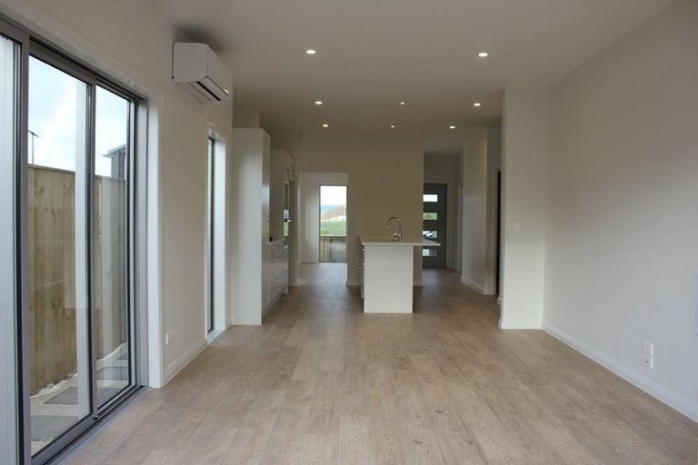 Photo of property in 8 Myland Drive, Hobsonville, Auckland, 0616