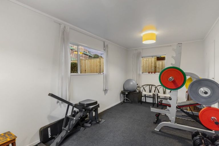 Photo of property in 69 Kervil Avenue, Te Atatu Peninsula, Auckland, 0610