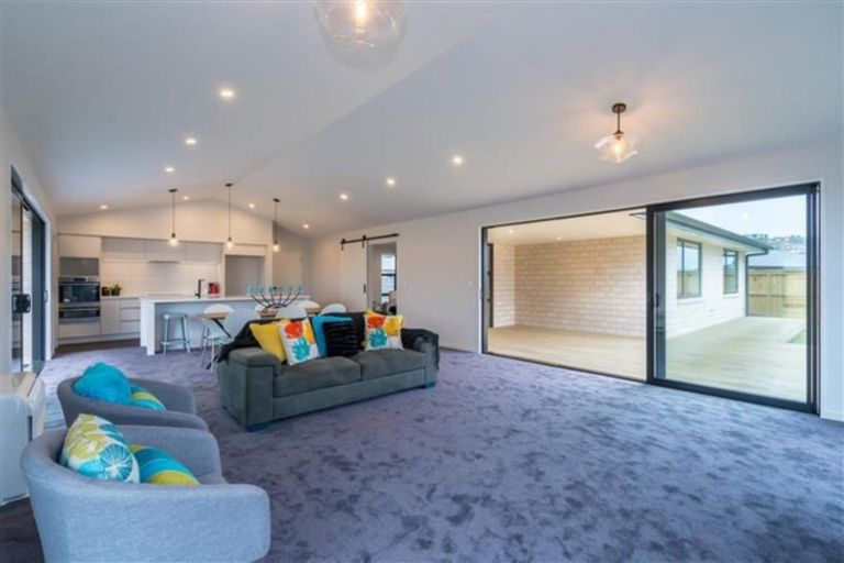 Photo of property in 11 Heathfield Drive, Mosgiel, 9024