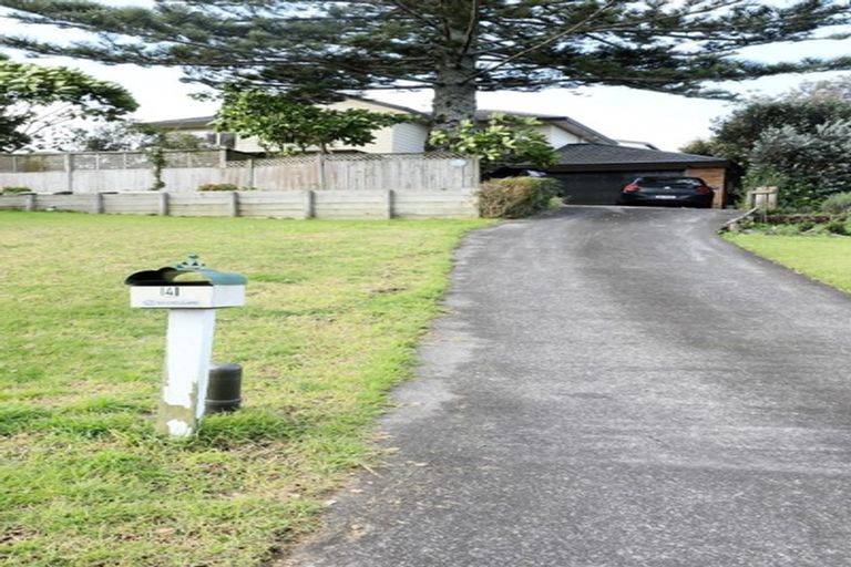 Photo of property in 4 Vida Place, Howick, Auckland, 2014