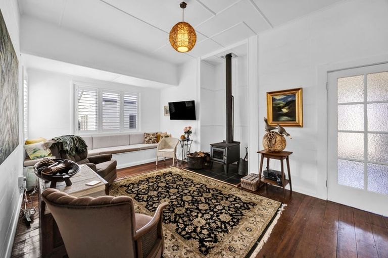 Photo of property in 53 Fox Street, Opunake, 4616