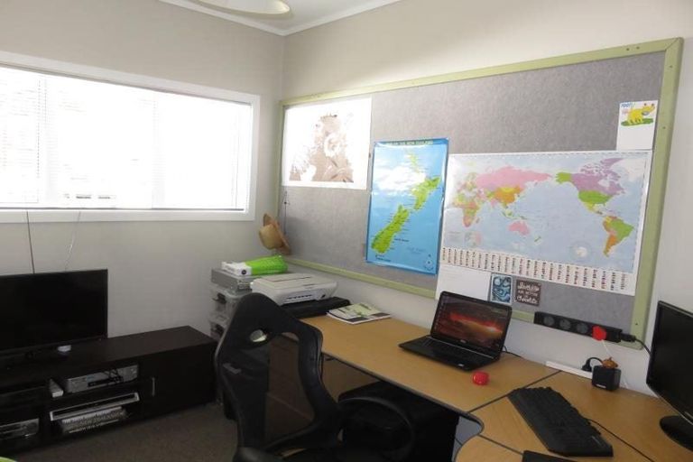 Photo of property in 85 Fraser Avenue, Johnsonville, Wellington, 6037