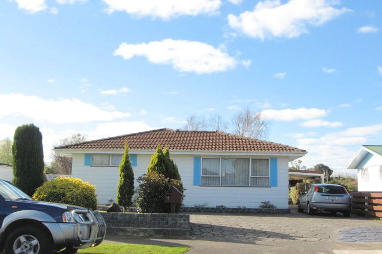 Photo of property in 4 Sicely Street, Marton, 4710