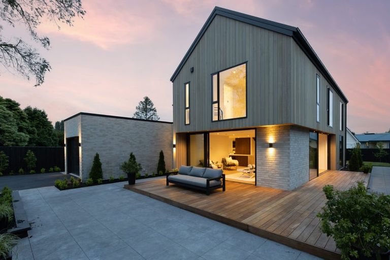 Photo of property in 1c Taunton Green, Papanui, Christchurch, 8052