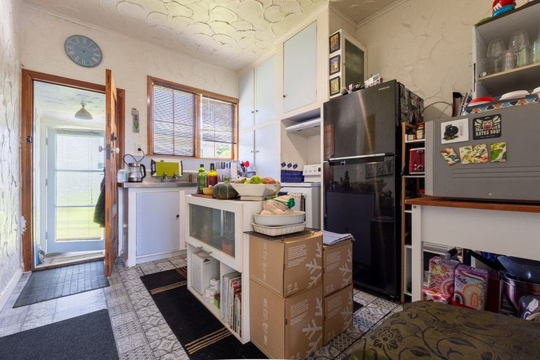 Photo of property in 25 The Esplanade, Raumati South, Paraparaumu, 5032