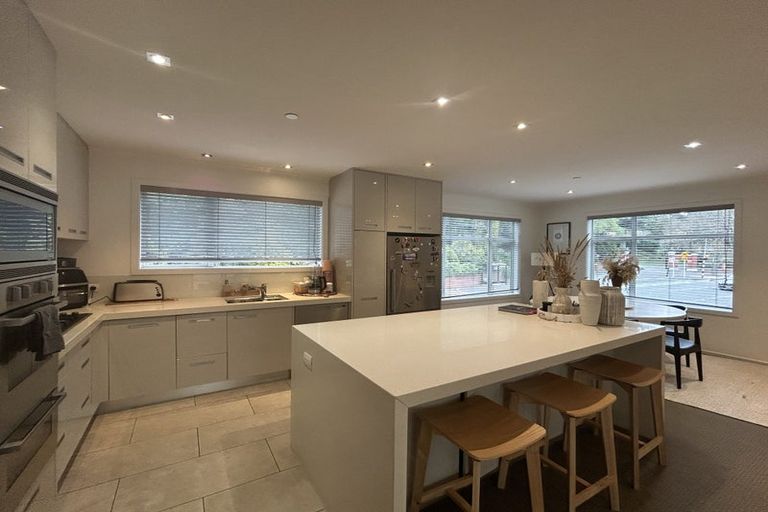 Photo of property in 12a Glenmore Street, Thorndon, Wellington, 6011