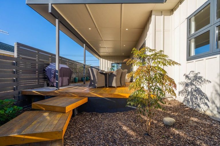 Photo of property in 12a Mahana Road, Paraparaumu Beach, Paraparaumu, 5032