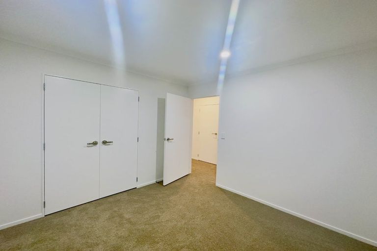 Photo of property in 11e Laurie Avenue, Papakura, 2110