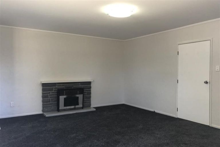 Photo of property in 2 Winsford Street, Manurewa, Auckland, 2102