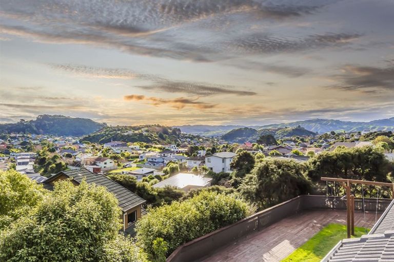 Photo of property in 4 Spyglass Lane, Whitby, Porirua, 5024