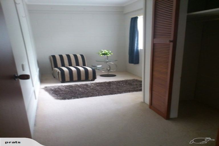 Photo of property in 23 Faith Bullock Place, New Lynn, Auckland, 0600