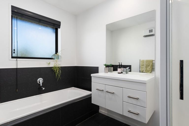 Photo of property in 33 Mchugh Crescent, Darfield, 7510