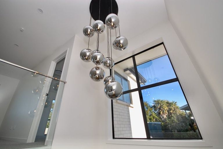 Photo of property in 9c Arran Road, Browns Bay, Auckland, 0630