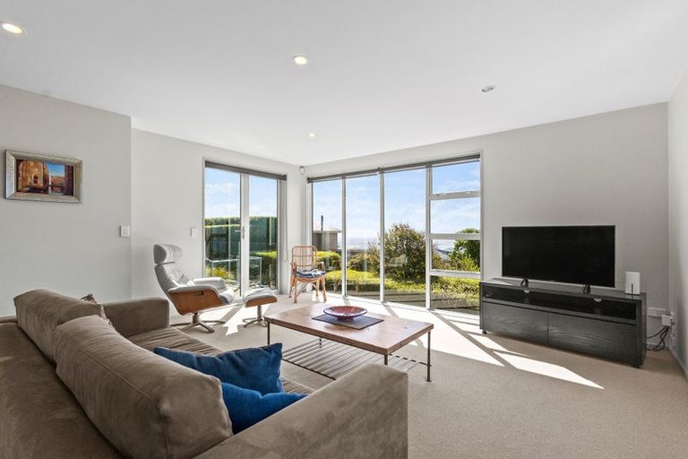 Photo of property in 5 Craigieburn Lane, Mount Pleasant, Christchurch, 8081