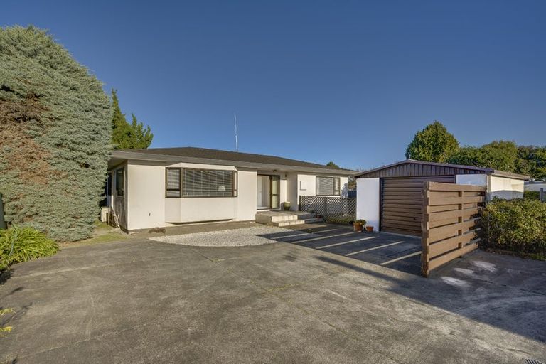 Photo of property in 2/290 Kennedy Road, Onekawa, Napier, 4110